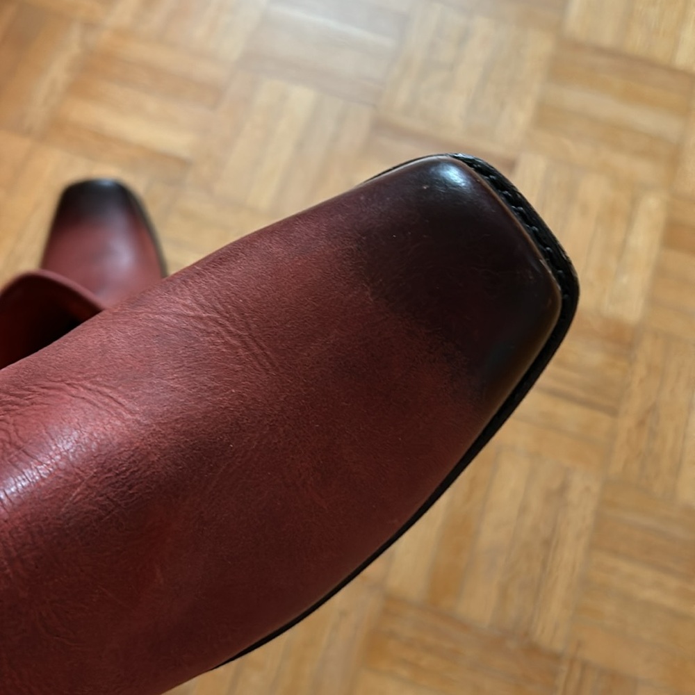 Frye - Picture 14 of 16